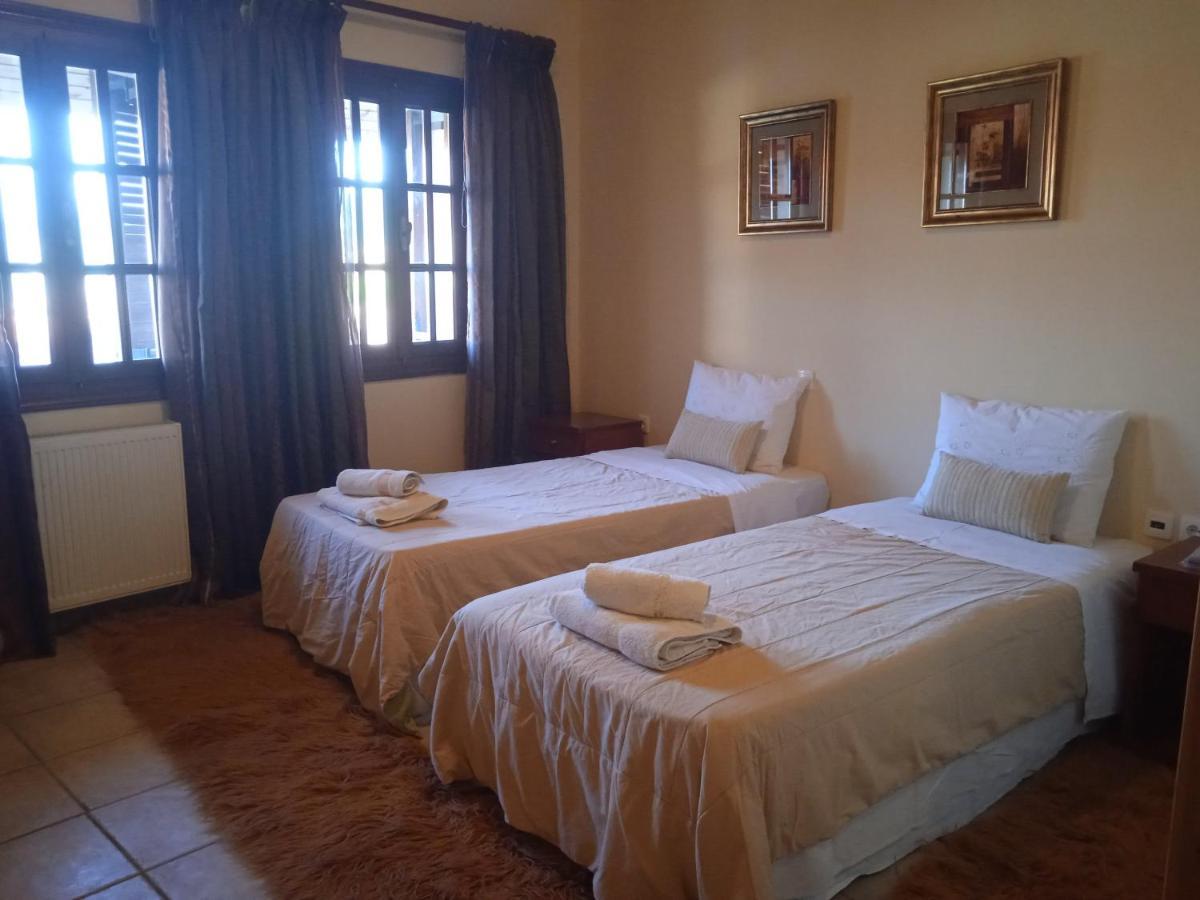 Thiamis Guesthouse Doliana Exterior photo