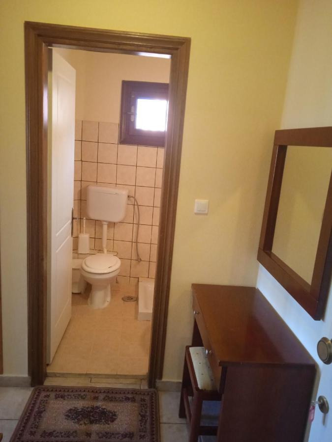 Thiamis Guesthouse Doliana Exterior photo